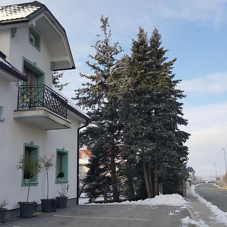 Хостел Mama'S House Церклє-на-Горенськем Екстер'єр фото