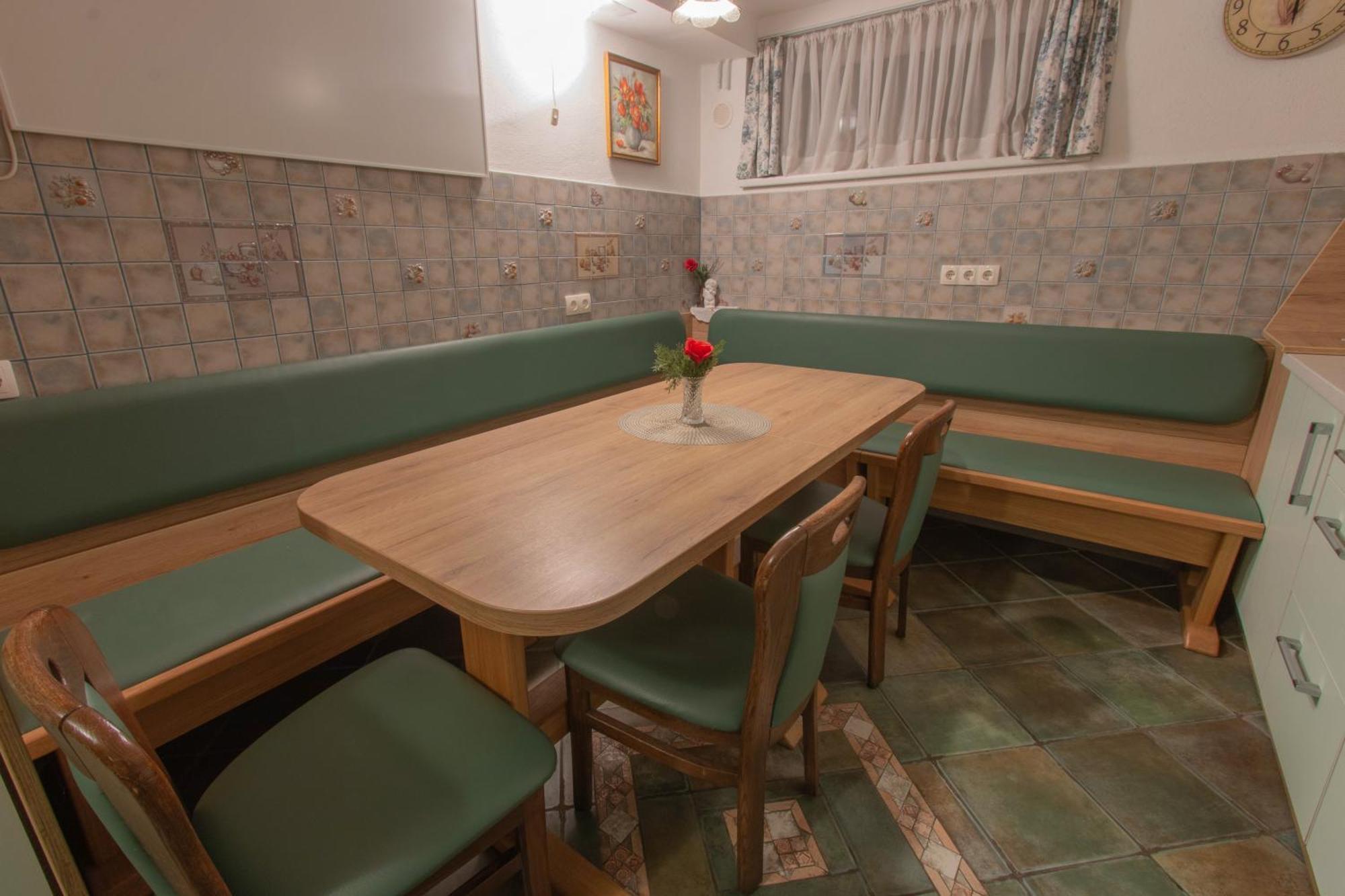 Хостел Mama'S House Церклє-на-Горенськем Екстер'єр фото