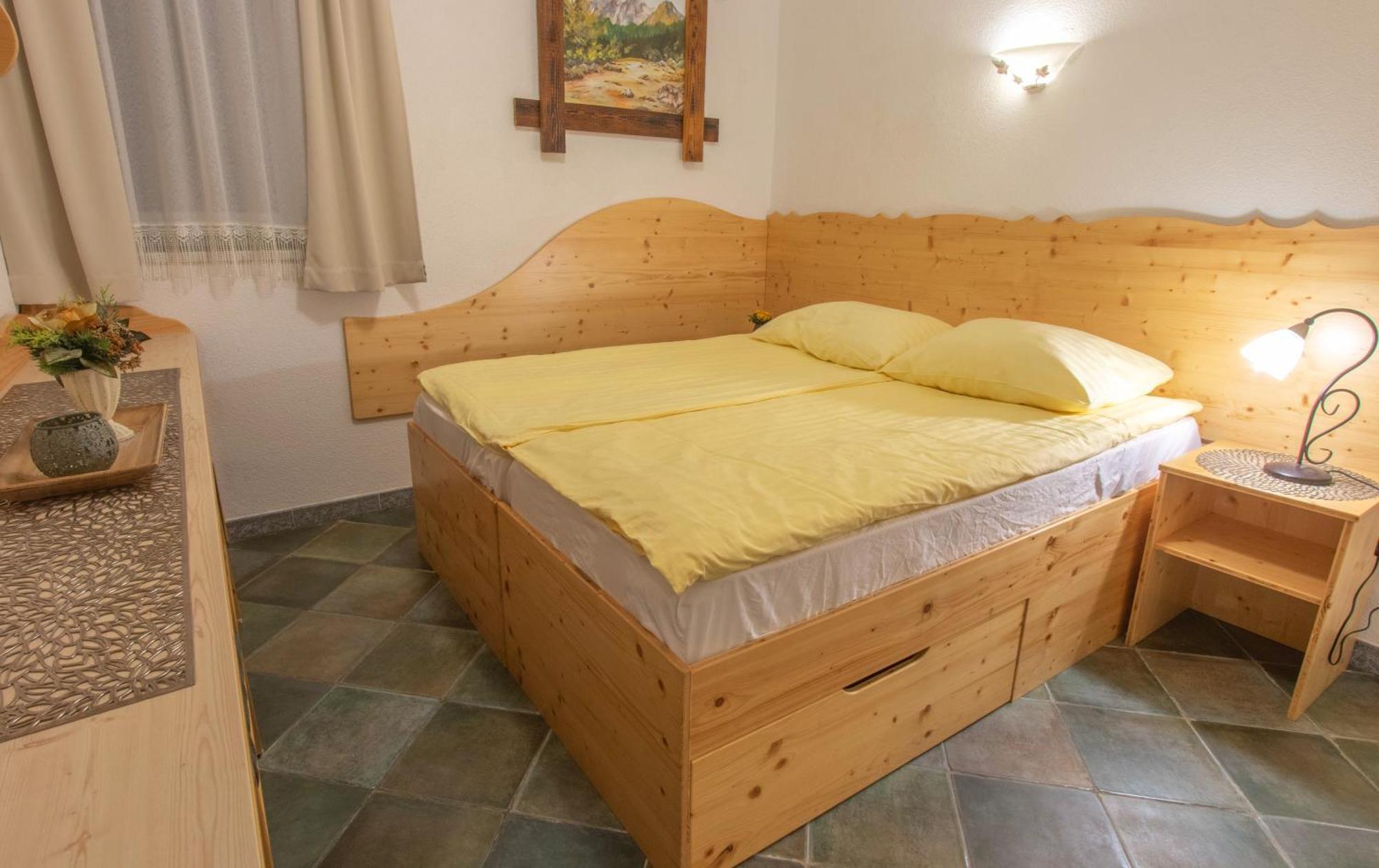 Хостел Mama'S House Церклє-на-Горенськем Екстер'єр фото